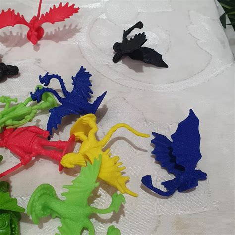 How To Train Your Dragon Small Coloured Figures Bundle
