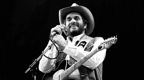 Merle Haggard's 'Mama Tried' Ranked Among ‘Best Country Songs of All Time’ - Men's Journal