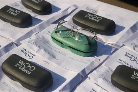 Un operativo oftalmológico permitió que cientos de estudiantes del sur ...