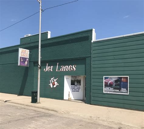 Jet Lanes: A Hub of Fun and Flavor in Presho, SD