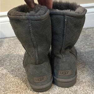 UGG | Shoes | Ugg Gray Classic Short Ii Boot 8 | Poshmark