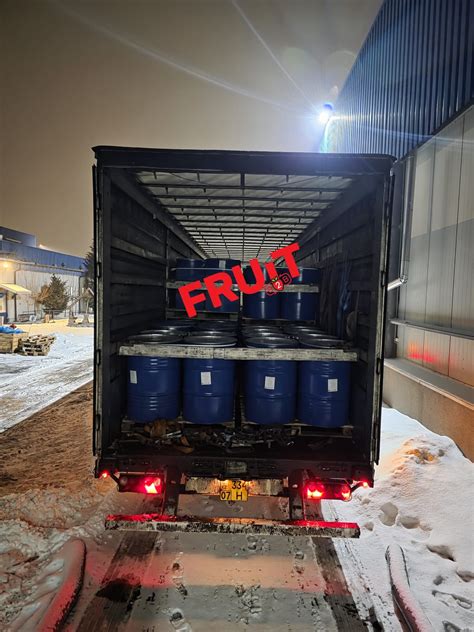 100 Fässer aseptisches Schwarze-Johannisbeer-Püree nach Kasachstan ...