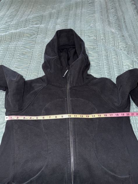 Lululemon Size 10 Black Hoodie Long Sleeve Front Pockets Soft Warm ...