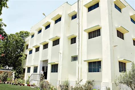 Bhupal Nobles University Udaipur Campus: Photos, Virtual Tour