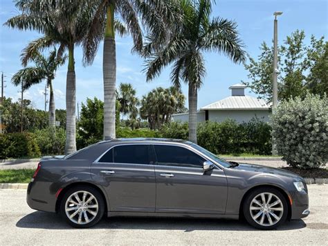 First Auto Credit Fort Myers Beach FL - 2019 Chrysler 300 Limited RWD