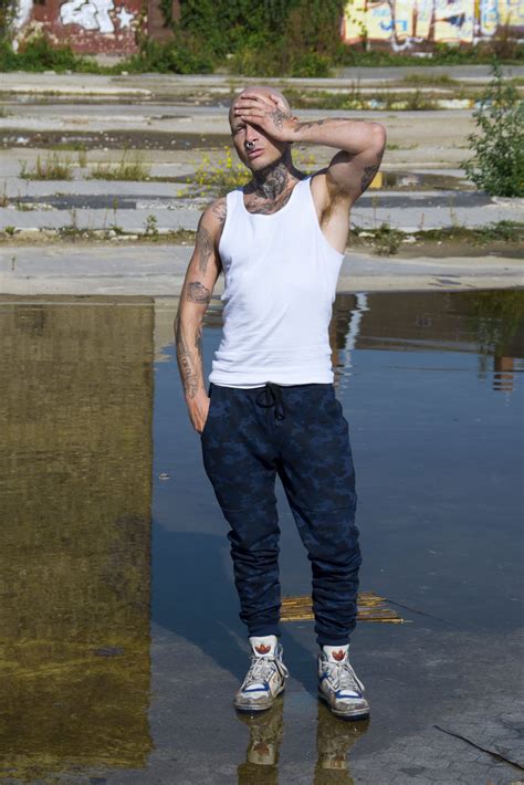 A Girl's Guide to Screwing Older Men