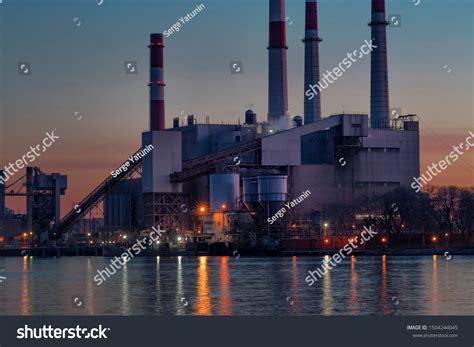 114 Ravenswood Power Plant Images, Stock Photos & Vectors | Shutterstock