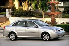 2004 suzuki forenza 2004 08 suzuki forenza consumer guide auto 2004 suzuki forenza 2004 08 suzuki forenza consumer guide auto