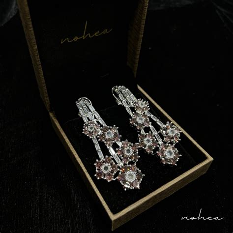 Olivia Danglers – Nohea Jewels