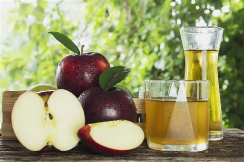 12 Amazing Health Benefits Of Apple Juice
