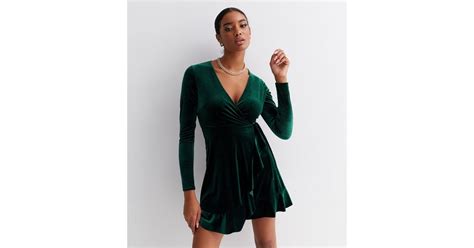 Dark Green Velvet V Neck Long Sleeve Mini Wrap Dress | New Look