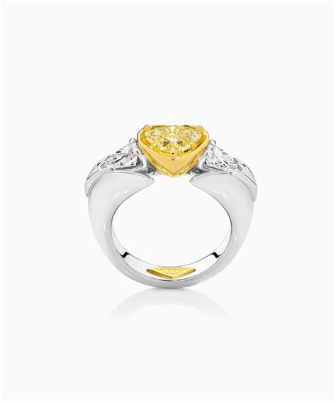 Mon Coeur Yellow Diamond Ring – Musson Jewellers