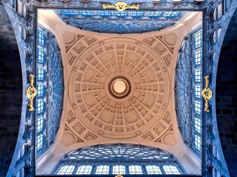 Download wallpaper 1400x1050 roof, ceiling, architecture, pattern ...