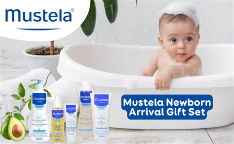 Mustela Newborn Arrival Gift Set - 5 Essential Baby Care Items for ...