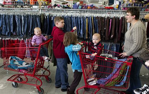 Shoppers this fall will see higher prices on clothes - pennlive.com