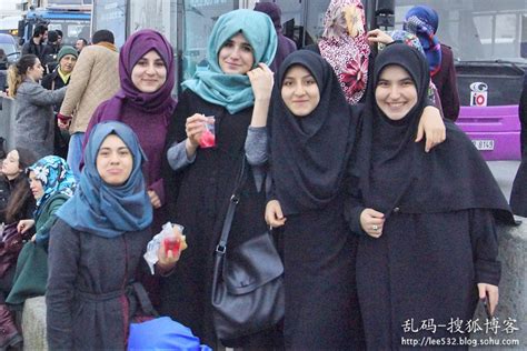 新加坡的穆斯林女性，为什么有的戴头巾有的不戴？