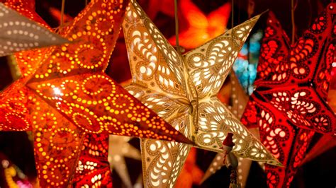 Bing HD Wallpaper Dec 20, 2025: Christmas star lanterns, Germany - Bing ...