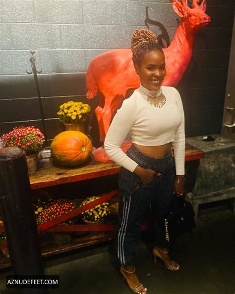 BRITTANY L. SMITH Feet - AZNudeFeet