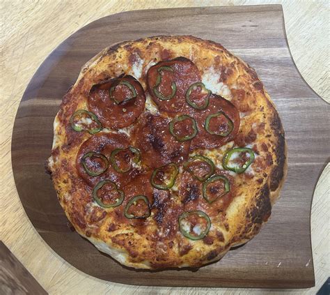 9 inch skillet pizza : r/carbonsteel