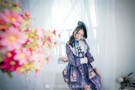 台州姑娘在香港拍写真走红 模特上位新趋势_时尚频道_凤凰网