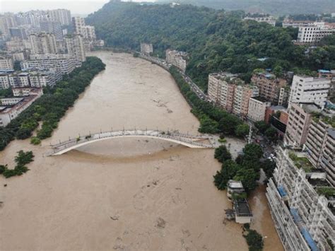 綦江遭遇历史最大洪水转移10万余人零伤亡背后_重庆频道_凤凰网