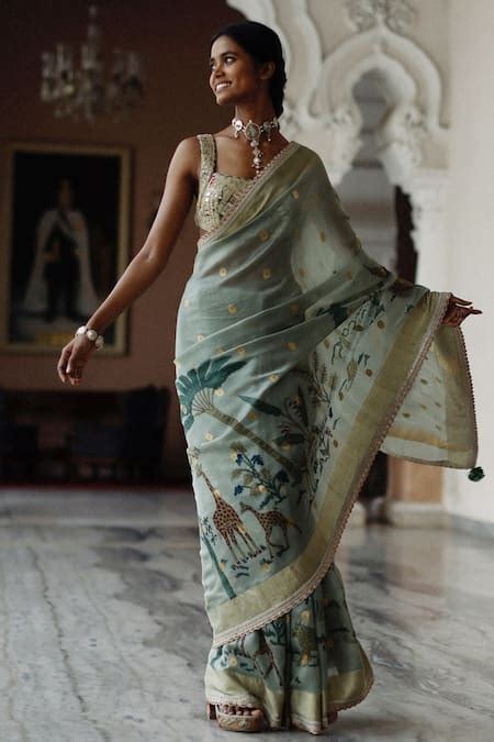 Buy Green Handwoven Silk Animal, Forest Patterns, Zari Butti Saree With ...