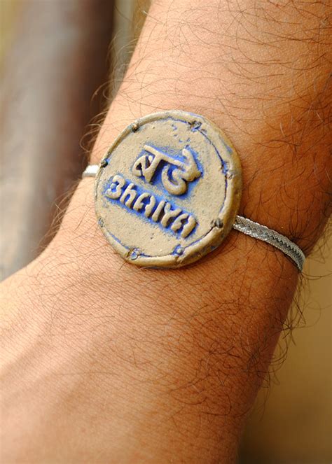 Get Bade Bhaiya Plantable Embossed Clay Rakhi at ₹ 325 | LBB Shop