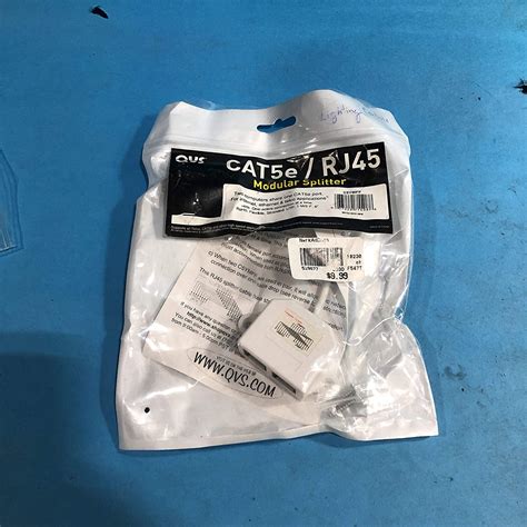 Qvs C5Ymff 350Mhz Cat5E-Rj45 Male To 2 Female Splitter Cable : Amazon ...