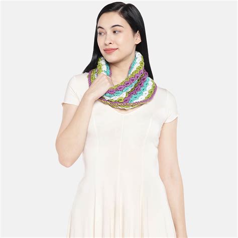 Self-Design Shell Stitch Neck Warmer - Multi-Color 261