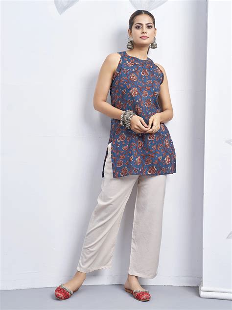 Deep Blue Halter Neck Cotton Kurti with Floral Block Print – Kaftanize