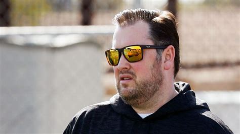 Ex-Mets GM admits sending inappropriate text while with Cubs - ESPN