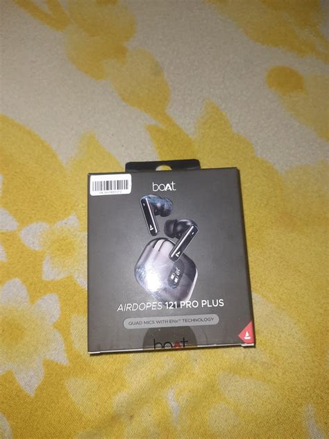 boAt Airdopes 121v2 True Wireless in Ear Earbuds with Upto 14 Hours ...