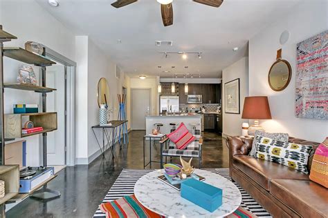 Sync at West Dallas Apartments | AptAmigo