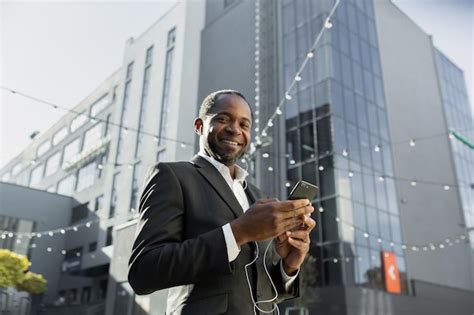 African American Businessman 的图像结果