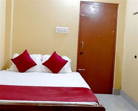 GOROOMGO MAA UGRATARA LODGE PURI (Odisha) - Hotel Reviews & Photos ...