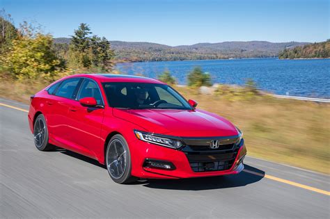 First Drive: 2018 Honda Accord | Automobile Magazine