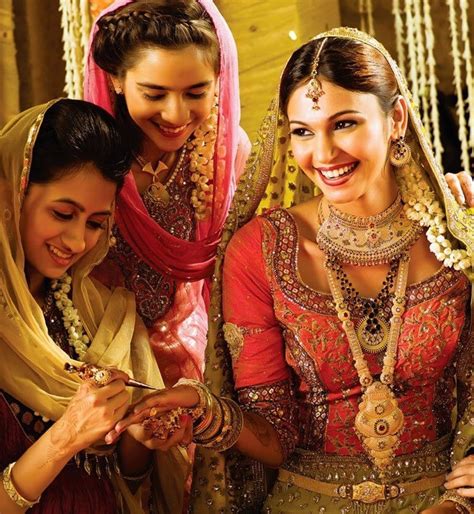 5 Malabar Wedding Ceremonies with all the traditions and rituals that ...