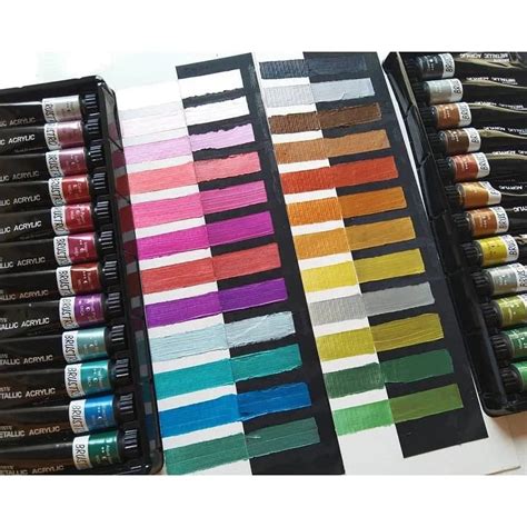 Brustro Artists Metallic Acrylic Set Of 24 (12ml Tubes) - Canvazo
