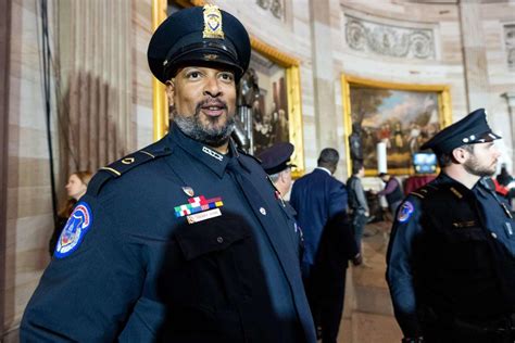 Politician with Police Office 的图像结果