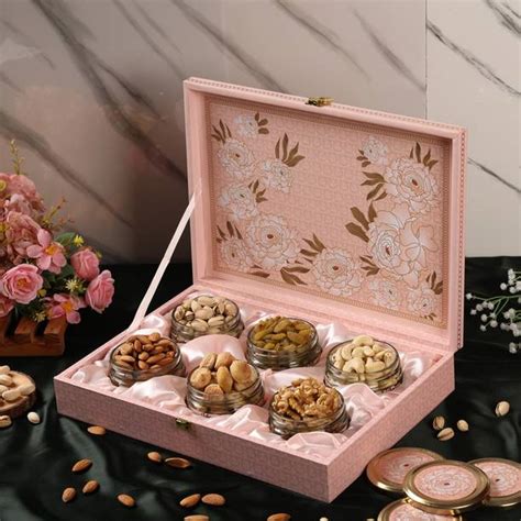 Dry Fruit Hampers: Buy Diwali Dry Fruit Hampers Online in India ...