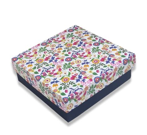 Floral Design Rigid Hamper Box (6x6x2 inch)– impressioncart
