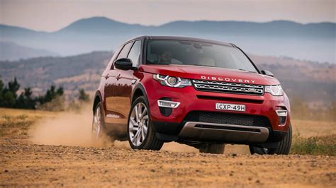 2017 Land Rover Discovery Sport priced for October launch: Ingenium ...