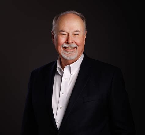 Biography – Dr. Ken Stewart