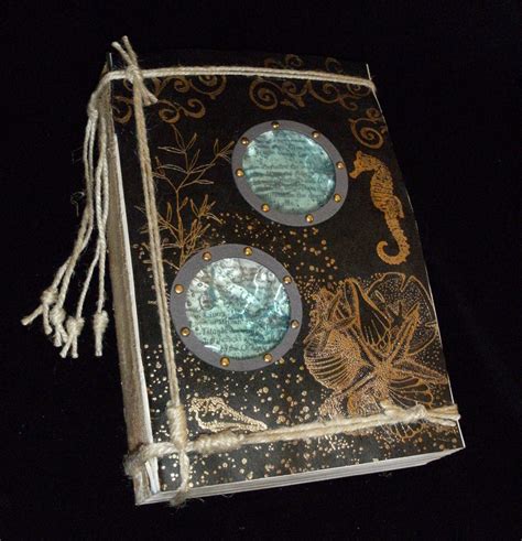 Altered Books Tutorial 的图像结果