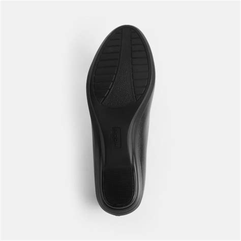 Buy Mochi Women Black Formal Pumps Online | SKU: 31-875-11-36 – Mochi Shoes