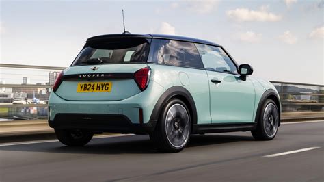 Mini Cooper Review 2025 | Top Gear