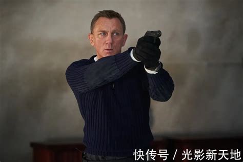 《黑日危机》精彩片段，007刚刚登上雪山，就遭到杀手的疯狂追杀_腾讯视频