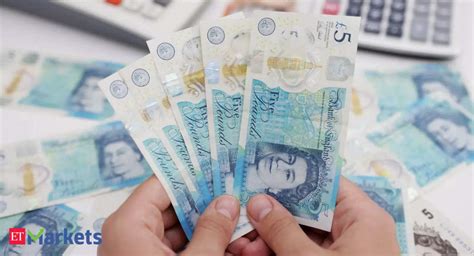 sterling: Sterling plunges to all-time low as fiscal plan spurs ...