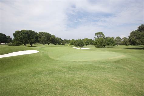 Oakbourne Country Club: Oakbourne | Golf Courses | GolfDigest.com