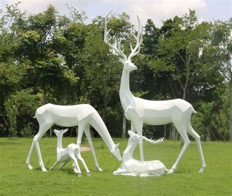 户外玻璃钢雕塑仿真白鹿摆件园林景观梅花鹿动物婚礼美陈装饰小品-阿里巴巴